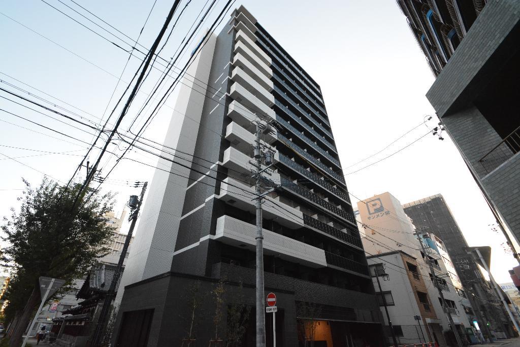 プレサンス伏見アーバンベース