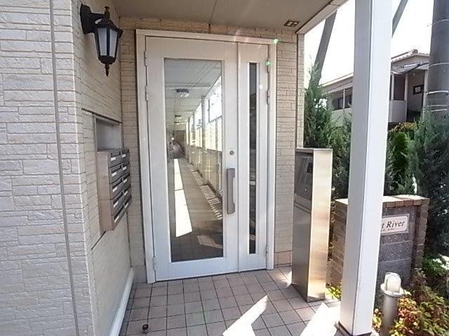 フロントリバー
