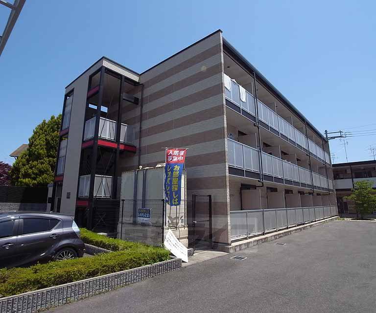 レオパレスアルモニ1番館