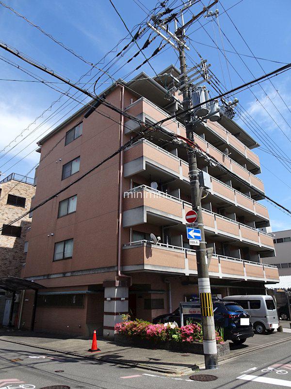 ファミールトヤマ