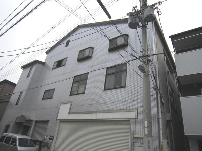 ファミリアモモ