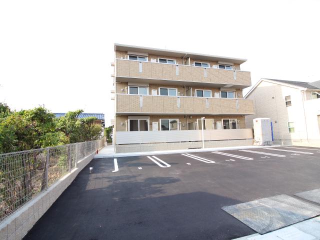 ソフィア新宮 B棟(2LDK/1階)