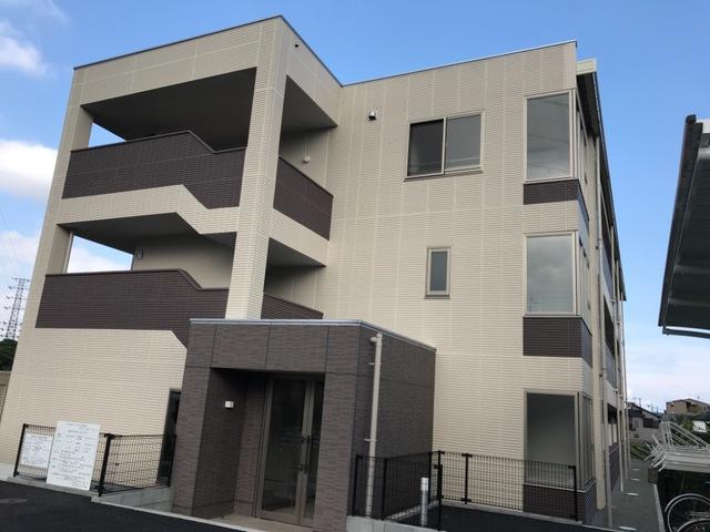 イーストーン