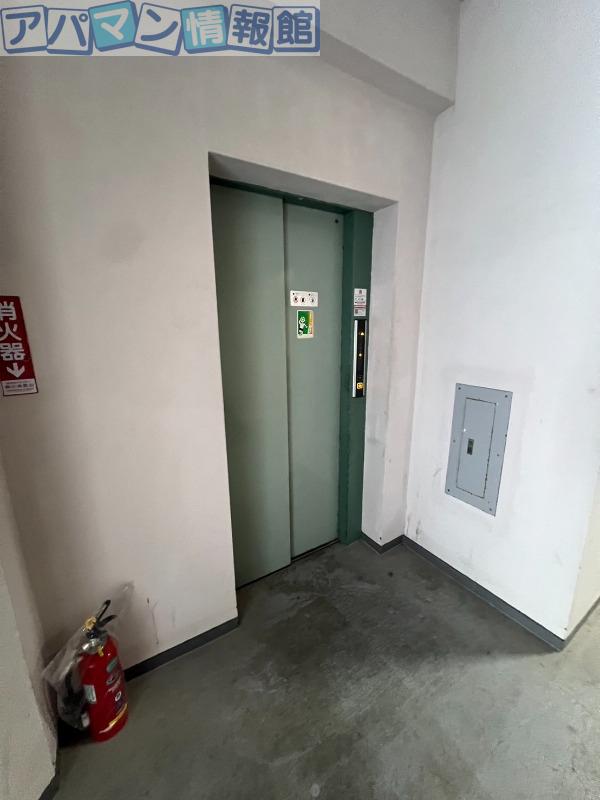 マンション秋葉