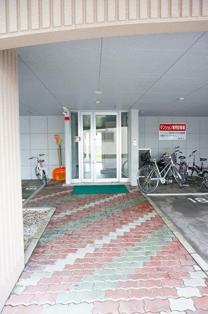 中根ビル