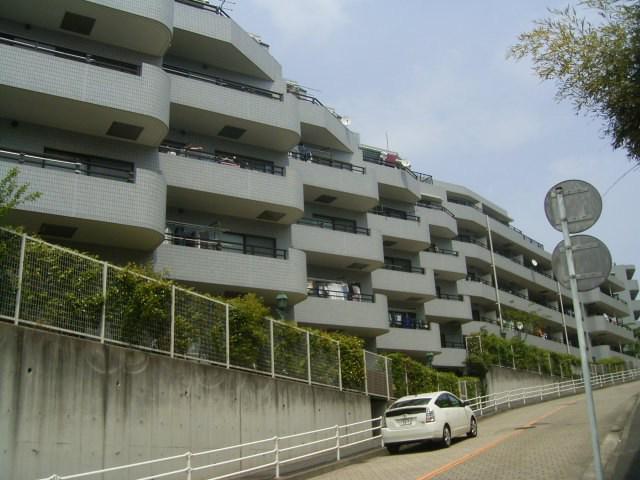 ニューウェルテラス金沢八景 B棟