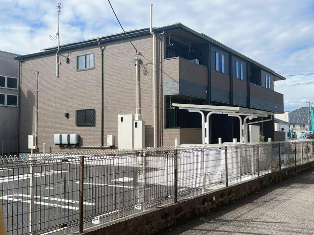 静岡県焼津市 2階建 築1年