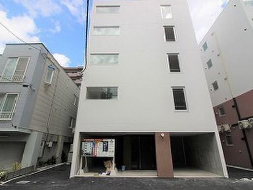 CHOUCHOUS9