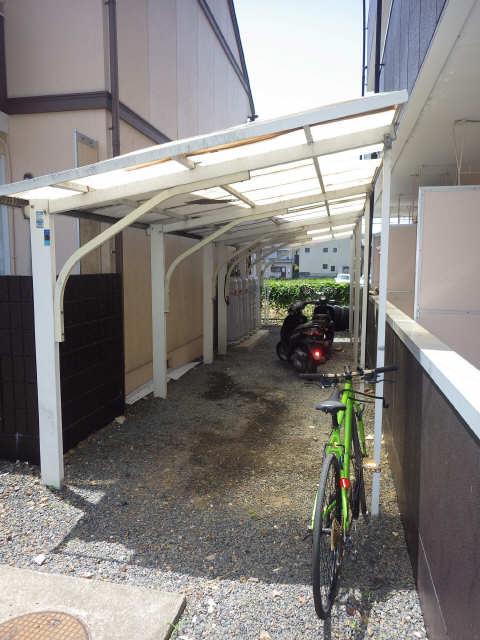 カレッジハウス日野 B棟