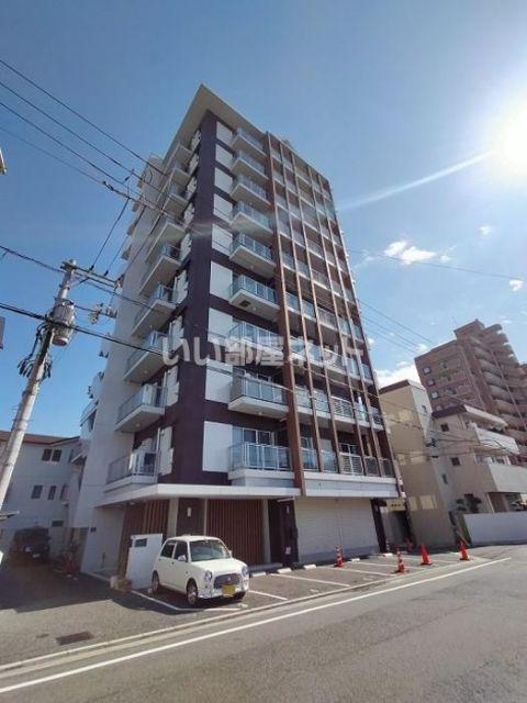 HOUSE TAGAWA
