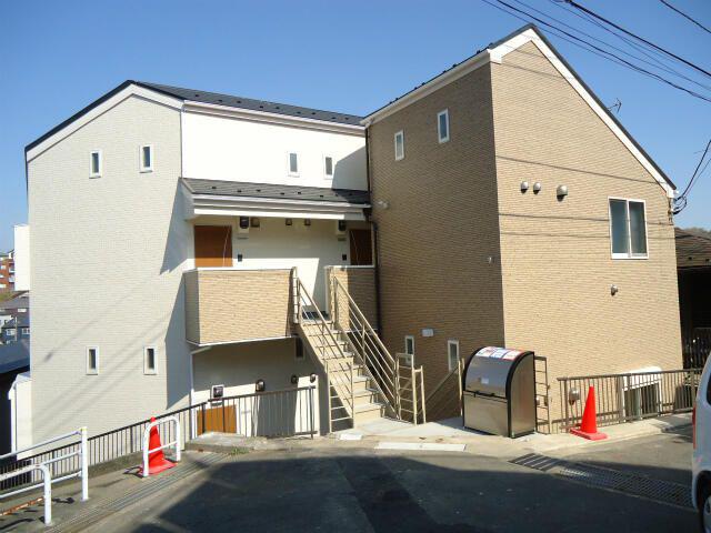 アザーレ百合ヶ丘