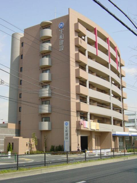 イーストイン