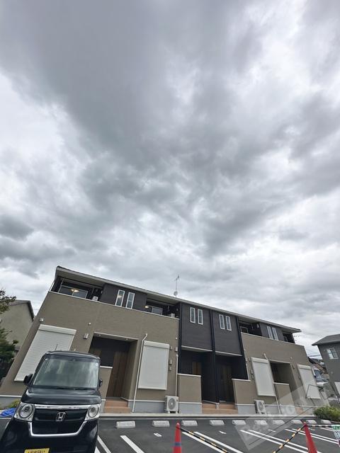 ハイツユーベル