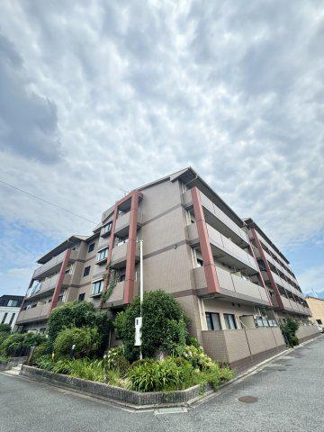カーサフィオーレ弐番館