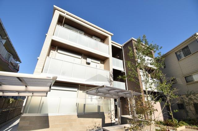 LA MAISON ROSE