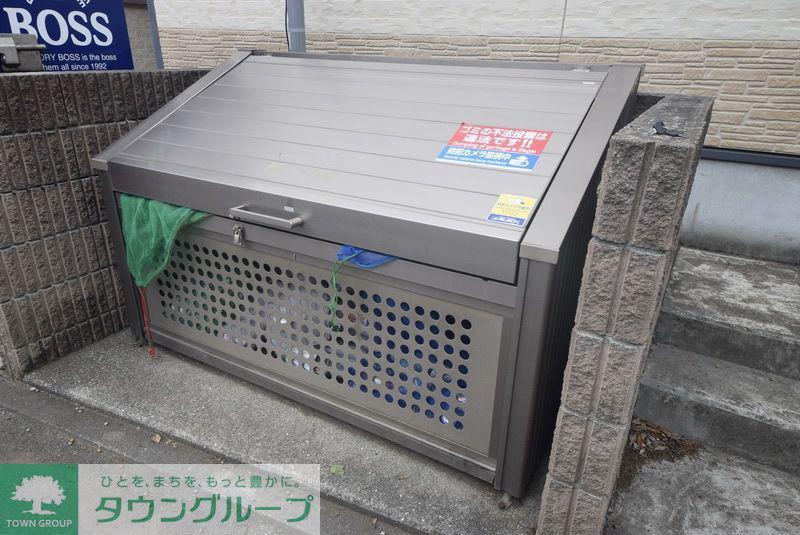 レオパレス四ツ裏