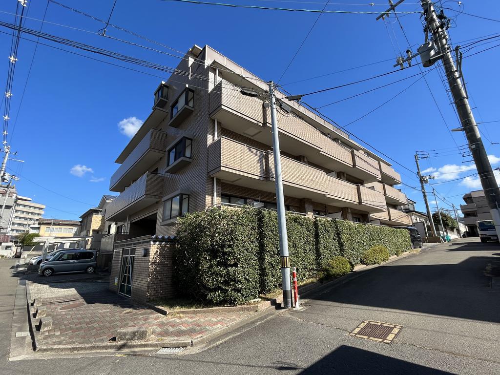 ロイヤルヒルズ台原I