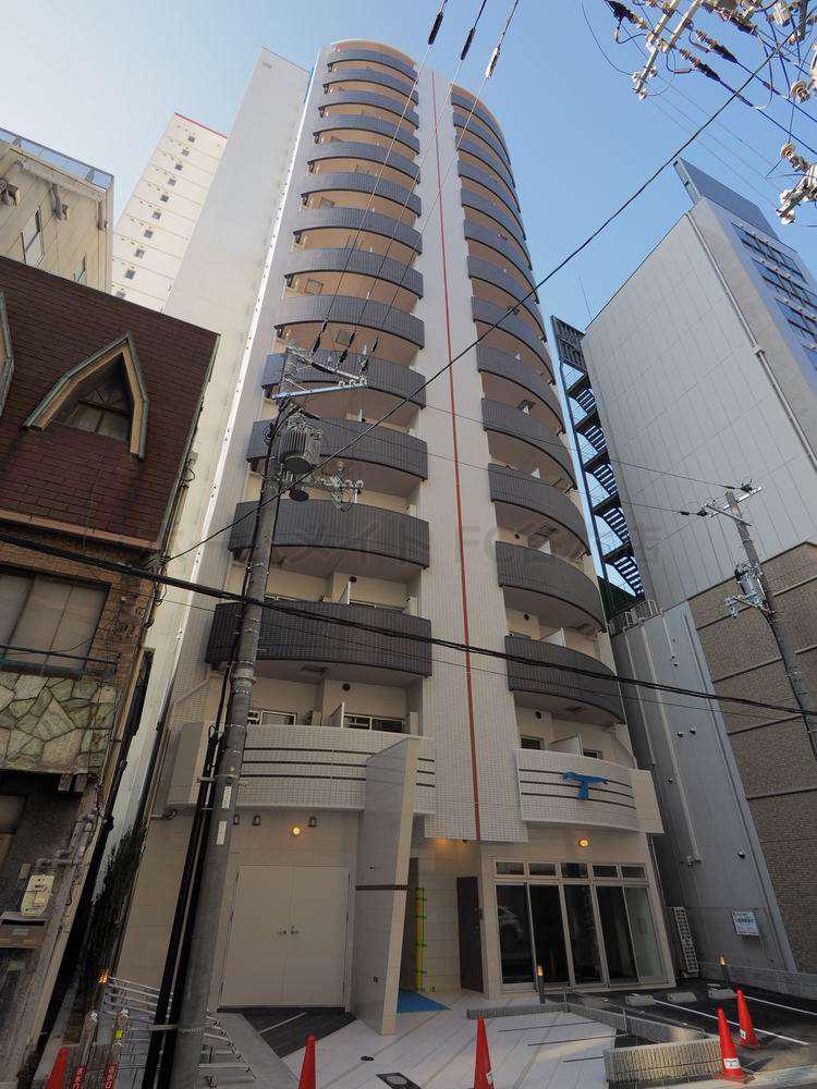 セレニテ梅田EST