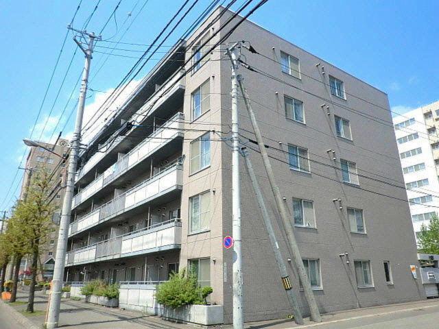 ドムス33