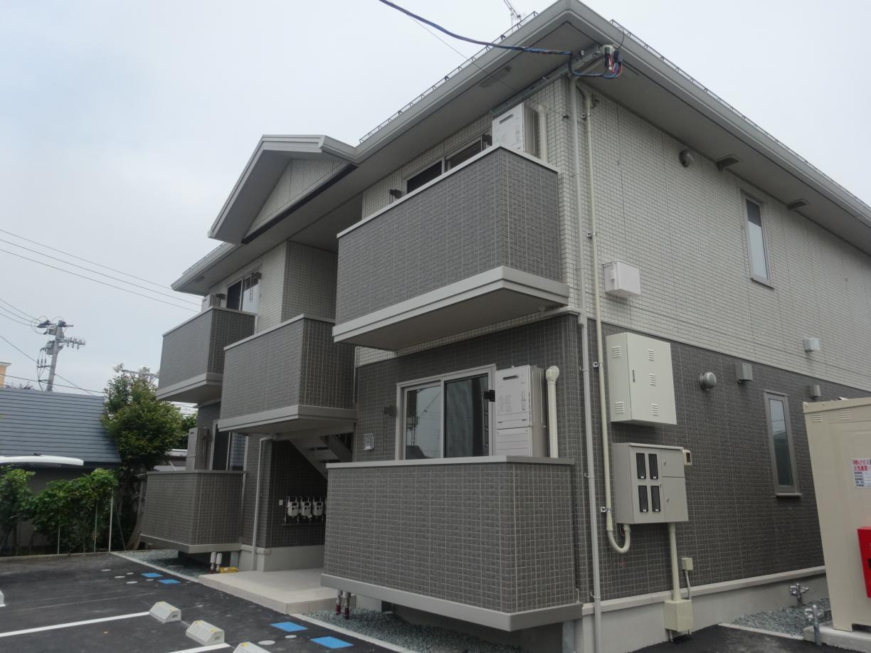 コモライズ新井田西 C