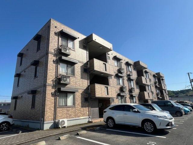 プラージュC棟