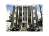 ヴィータ フェリーチェ トレ