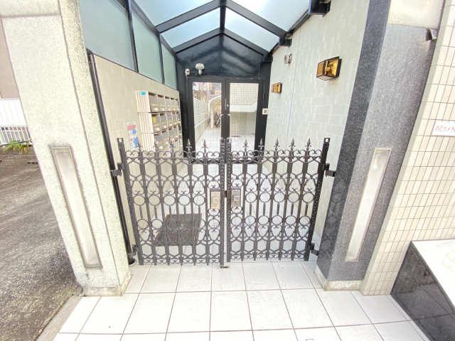 フェリシア本山