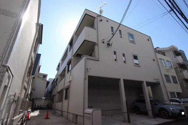 MAISON DE UNICO (1DK/3階)