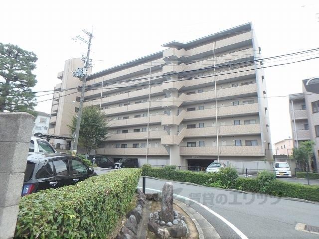 メゾントワ