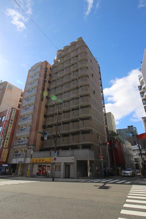 ドエル南本町