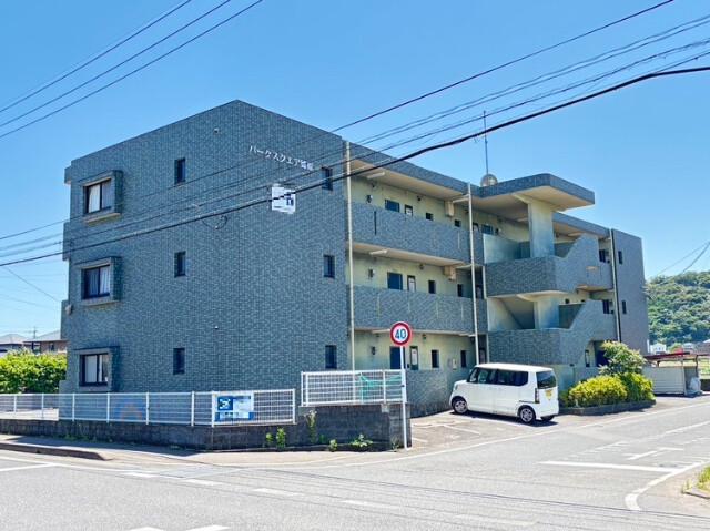 パークスクエア郷原