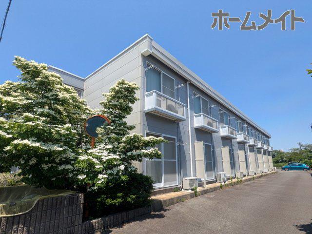 レオパレスカトレア