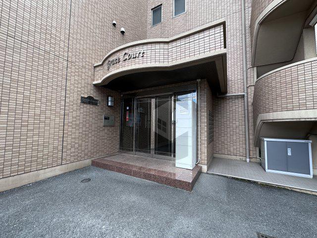 GRACE COURT