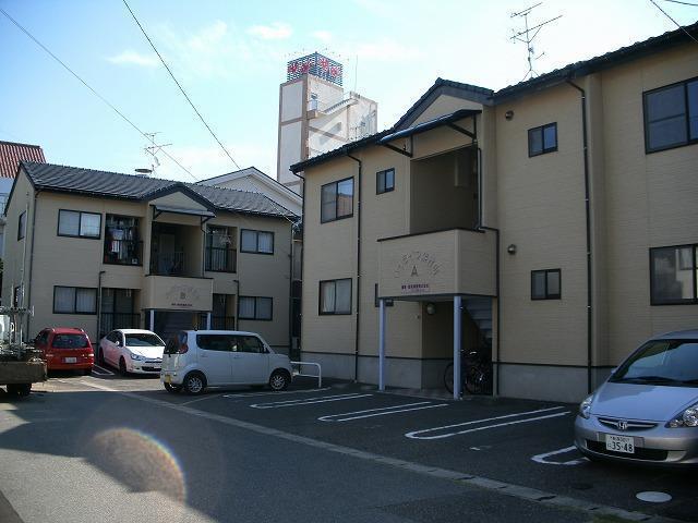 ハイライフ紫竹山B