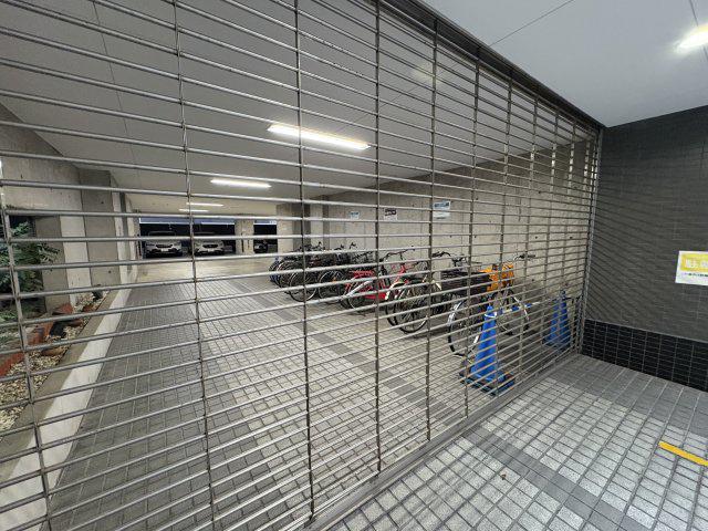 地下鉄御堂筋線 なんば駅(大阪メトロ) 徒歩5分 10階建 築32年