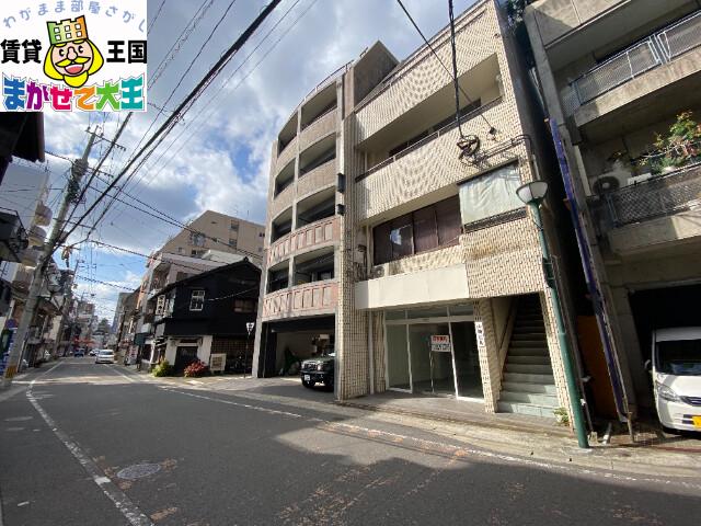 山梅ビル