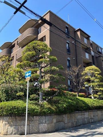 ファミールグラン帝塚山
