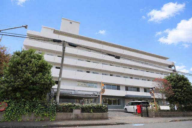 CROTH OMIYA