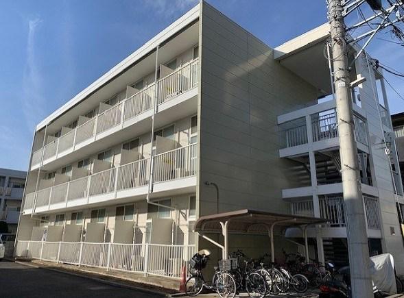 レオパレスアズール