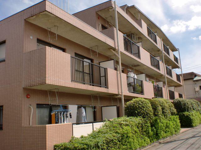 ファミーユ柳沢