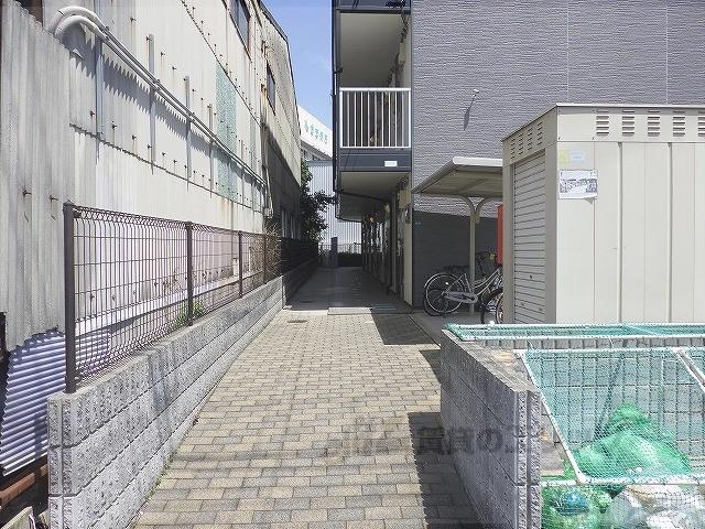 レオパレス長洲西通
