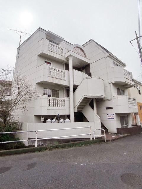 ニチエーイン日野 302