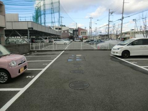 ハイツシャルマン