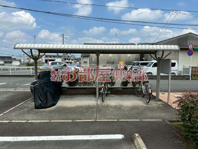 エレガンテヴィラ II