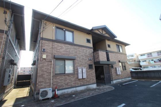 ファミール三筋C棟