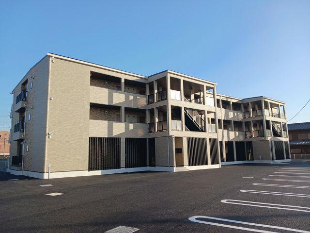 クラール 今泉