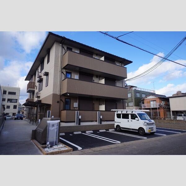 サンプラス
