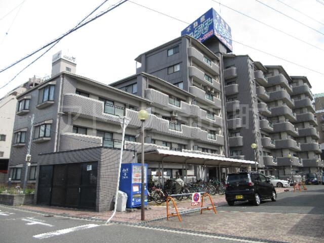ラフォーレ平野