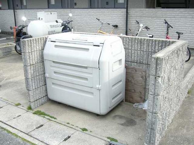 レオパレスアルナージ