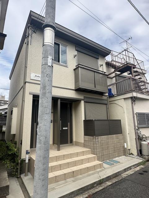 ＪＲ関西本線 王寺駅 徒歩4分  築4年(1K/1階)